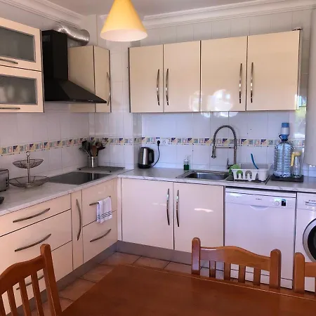 Large Penthouse Near Porto De Mos With Magnificent Views In Daire *