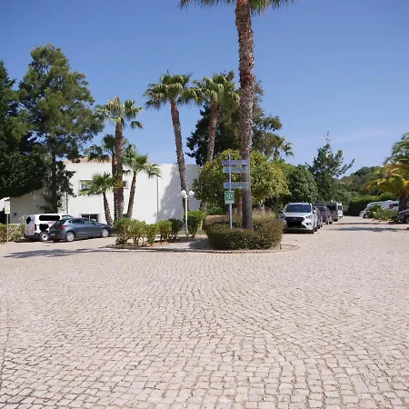 Large Penthouse Near Porto De Mos With Magnificent Views In Lägenhet *