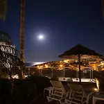 Large Penthouse Near Porto De Mos With Magnificent Views In Lägenhet Lagos
