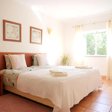 Apartmán Large Penthouse Near Porto De Mos With Magnificent Views In Lagos